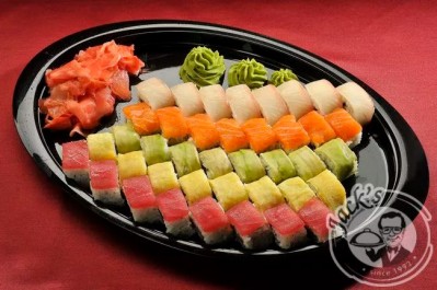 Готовый праздничный сет роллов, суши и закусок «Японский комплект» на 20-25 персон, 6.1 кг