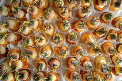 Канапе-оладьи «Классика вкуса» 15/30/60 шт.