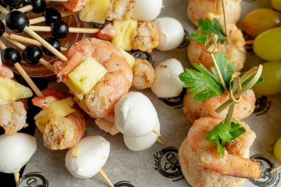Канапе с морепродуктами «Савона» ассорти 27 шт.