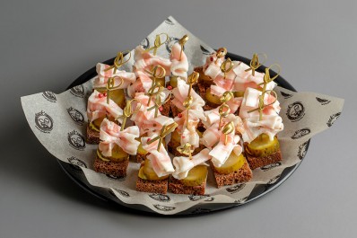 Канапе «Запорожье» 20/40 шт.