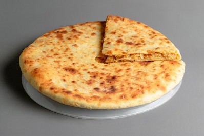 Осетинский пирог по-домашнему с капустой, 40 см