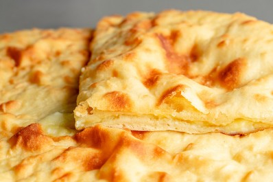 Осетинский пирог с картошкой и сыром 20/40 см