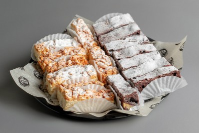 Пирожные «День и Ночь» ассорти 16/24/46 шт.