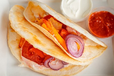 Пицца-дилья «BBQ» 2 шт.