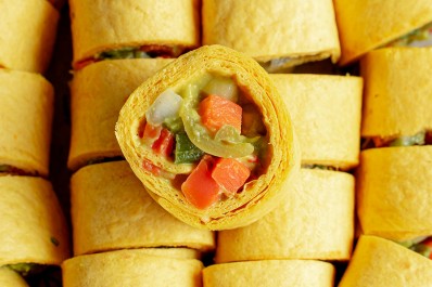 Рулетики с овощами «Канкун» 24 шт.