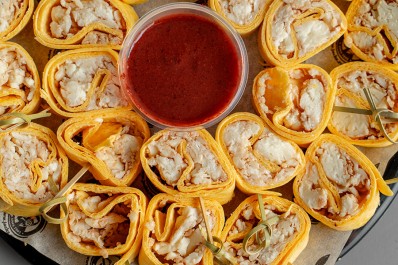 Кавказские рулетики с сыром «Осетинская мелодия» 24 шт.