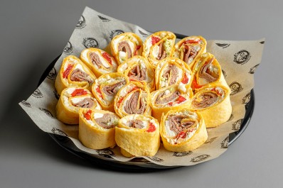 Рулетики с говяжьим языком 16 шт.