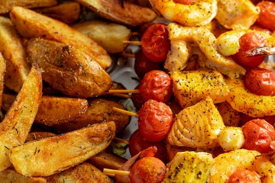 Мини-шашлычки «Дары моря» с картофелем 1100/1200 г