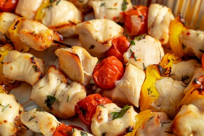 Мини-шашлычки из курицы «Тайский стиль» 12 шт.