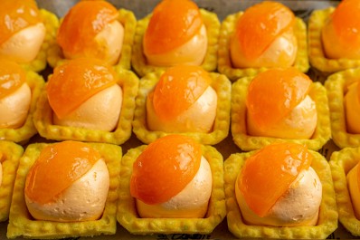 Тарталетки десертные с начинкой из манго и маракуйи 15 шт.